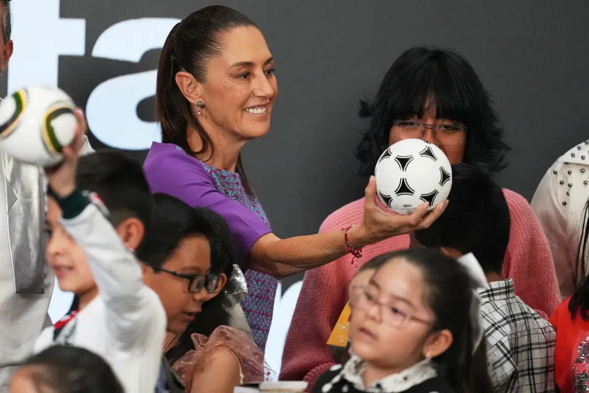 Mexico Hosts Iranian World Cup Team After Training Camp Switched From US