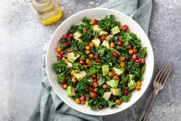 Crave-Worthy Kale Salad With Spicy Roasted Chickpeas