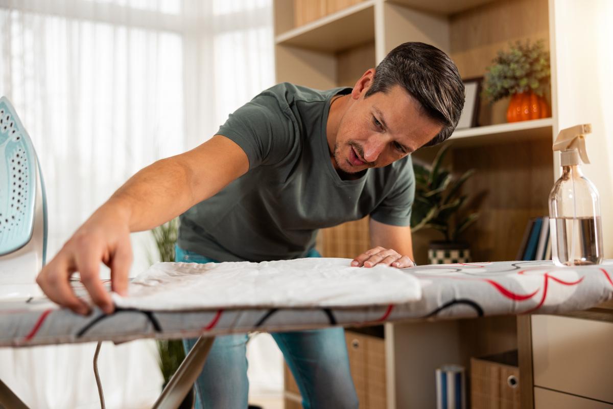Should Men Do More Housework?