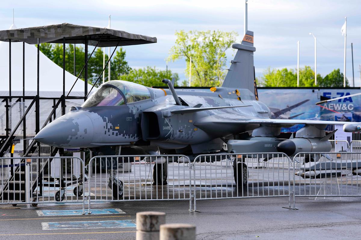 Gripens Bound for Ukraine Could Be Built in Canada: Saab
