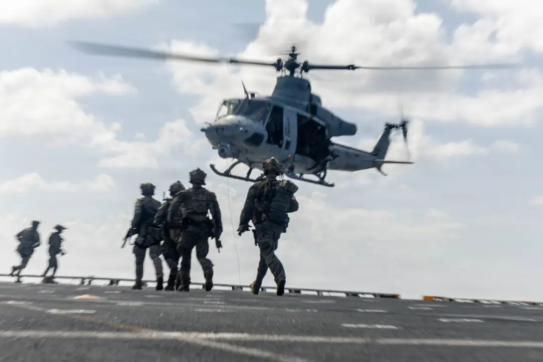 1,300 More US Marines, Sailors Join Caribbean Buildup as Pressure on Cuba Mounts