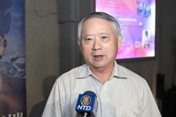 National Chengchi University adjunct professor Li Yu-tan attends the VIP screening of “Unbroken: The Untold Story of Shen Yun” at SPOT-Huashan Cinema in Taipei on May 28, 2026. (Sung Pi-lung/The Epoch Times)