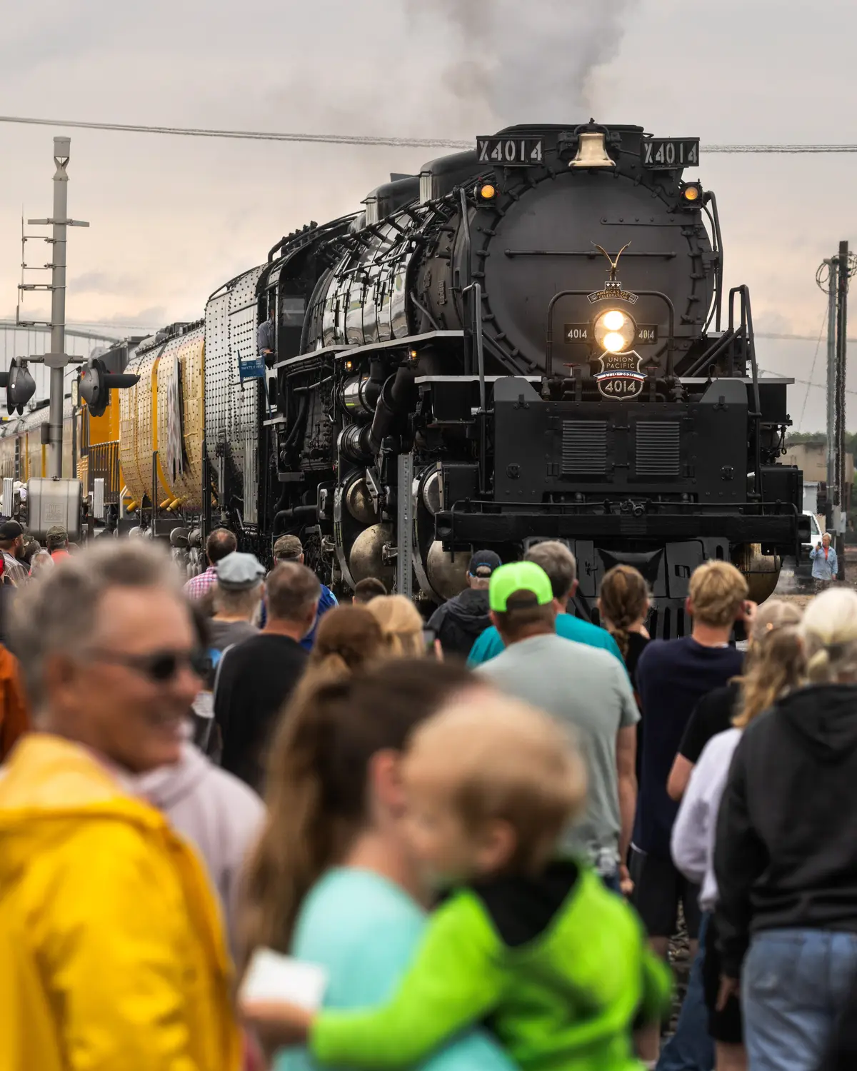America in Photos: Big Boy Locomotive Journey, Queen Mary Anniversary Celebration, and 100 Years of Marilyn Monroe