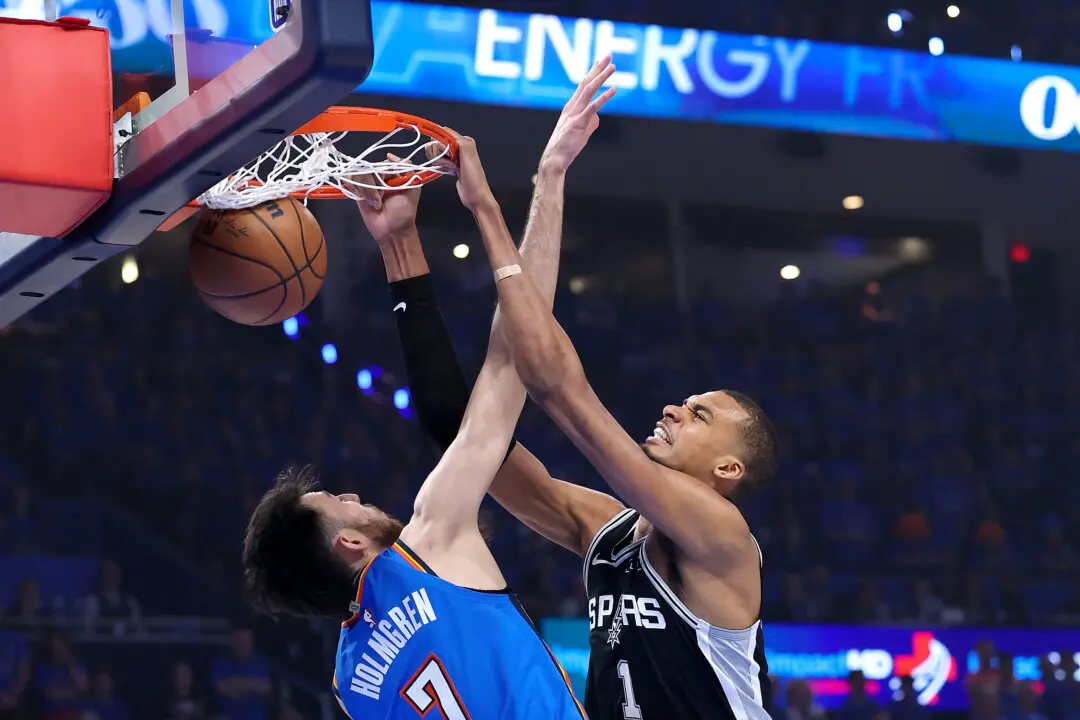 Knicks–Spurs Battle for NBA Glory Begins Wednesday