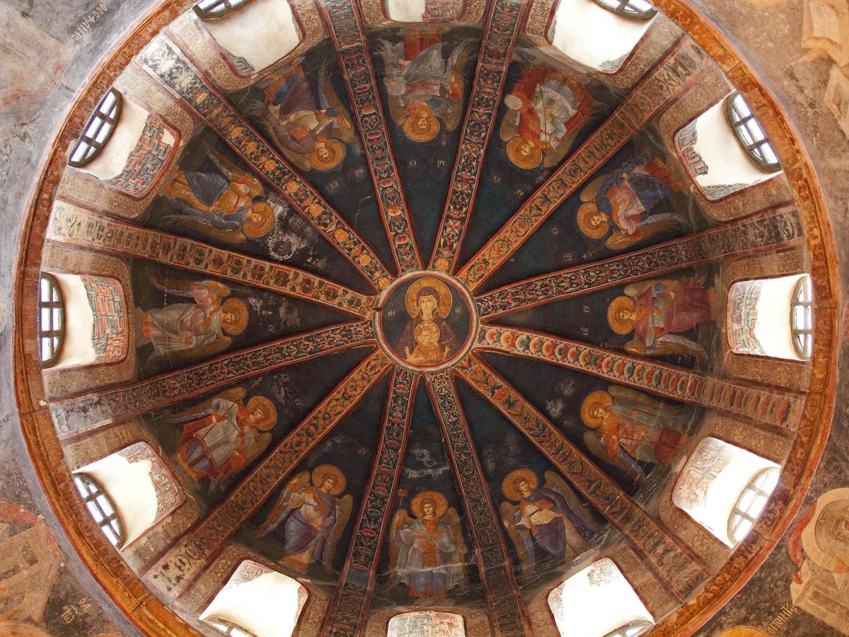 Located in the Parekklesion’s dome, this breathtaking fresco depicts the Virgin and Child encircled by angels robed in Byzantine royal dress. Four are archangels: Gabriel, Michael, Raphael, and Uriel. Spanning just over 11 feet, the composition weaves together gold leaf, graceful figures, and stylized decorative patterns. (Teo Stuivenberg/Shutterstock)