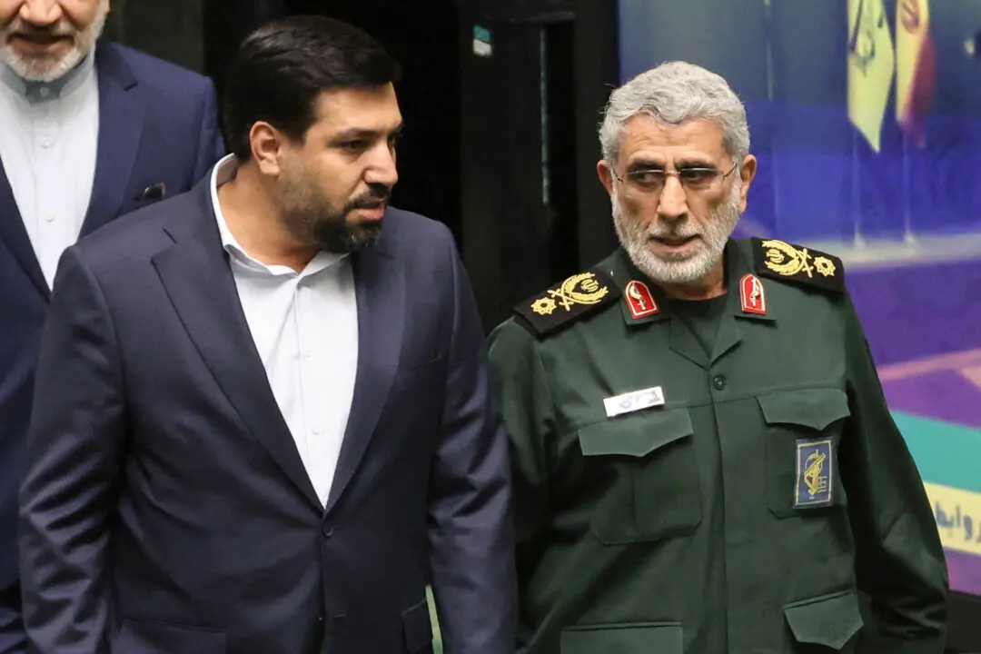 Iranian Intelligence Official Warns of Red Sea Blockade as Tensions Simmer