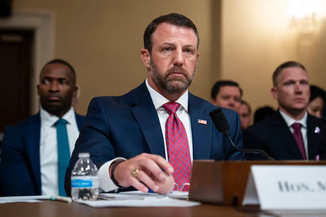 Homeland Security Secretary Says He Backs Enhanced Penalties for Protesters Who Dox ICE Agents