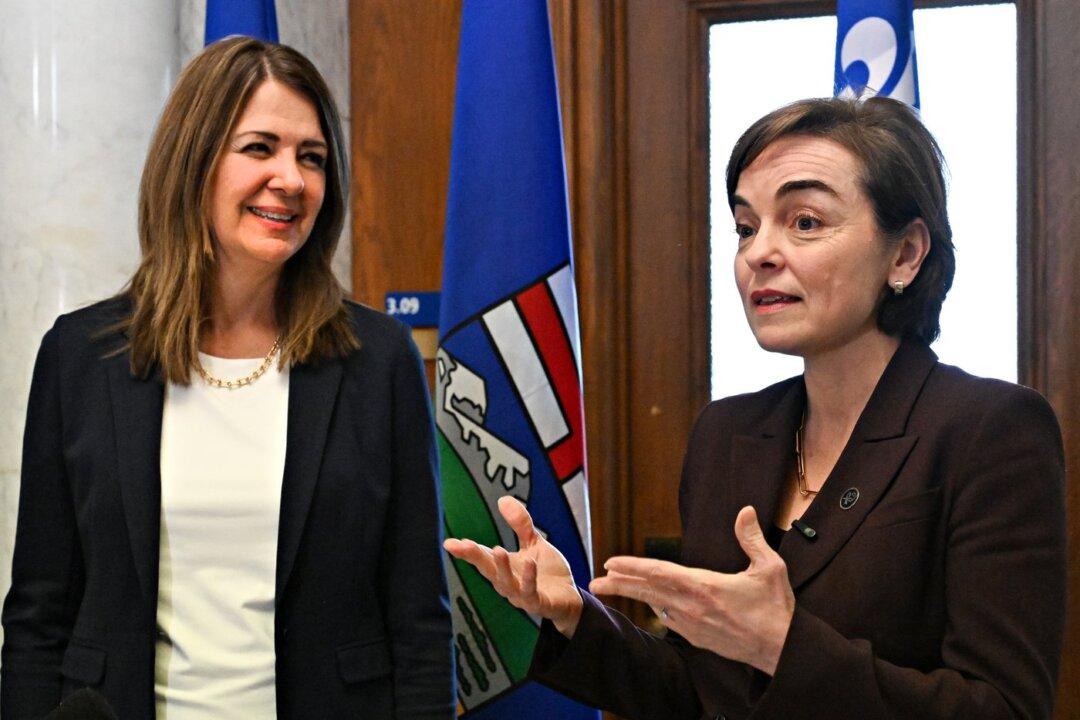 ‘Que-Berta’: Alberta, Quebec Premiers Eye Co-operation on Economy, Autonomy