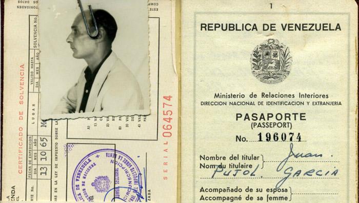 Juan Pujol Garcia's passport in Venezuela. (Public Domain)