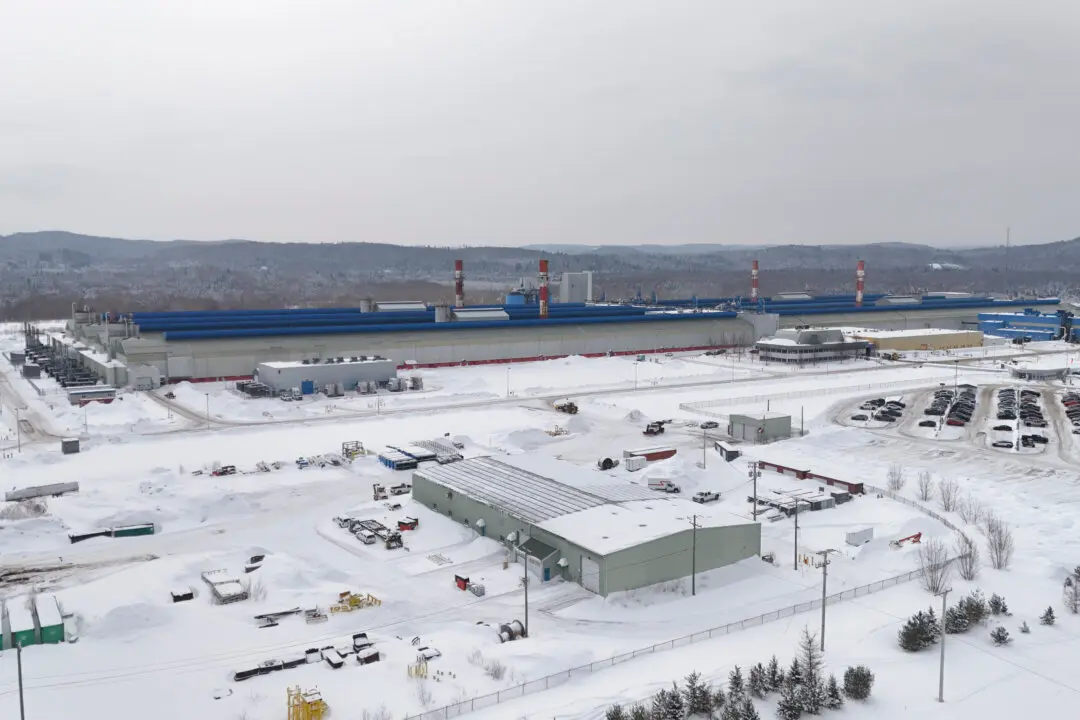 Quebec Aluminum Smelters More Resilient Than Expected Despite US Tariffs