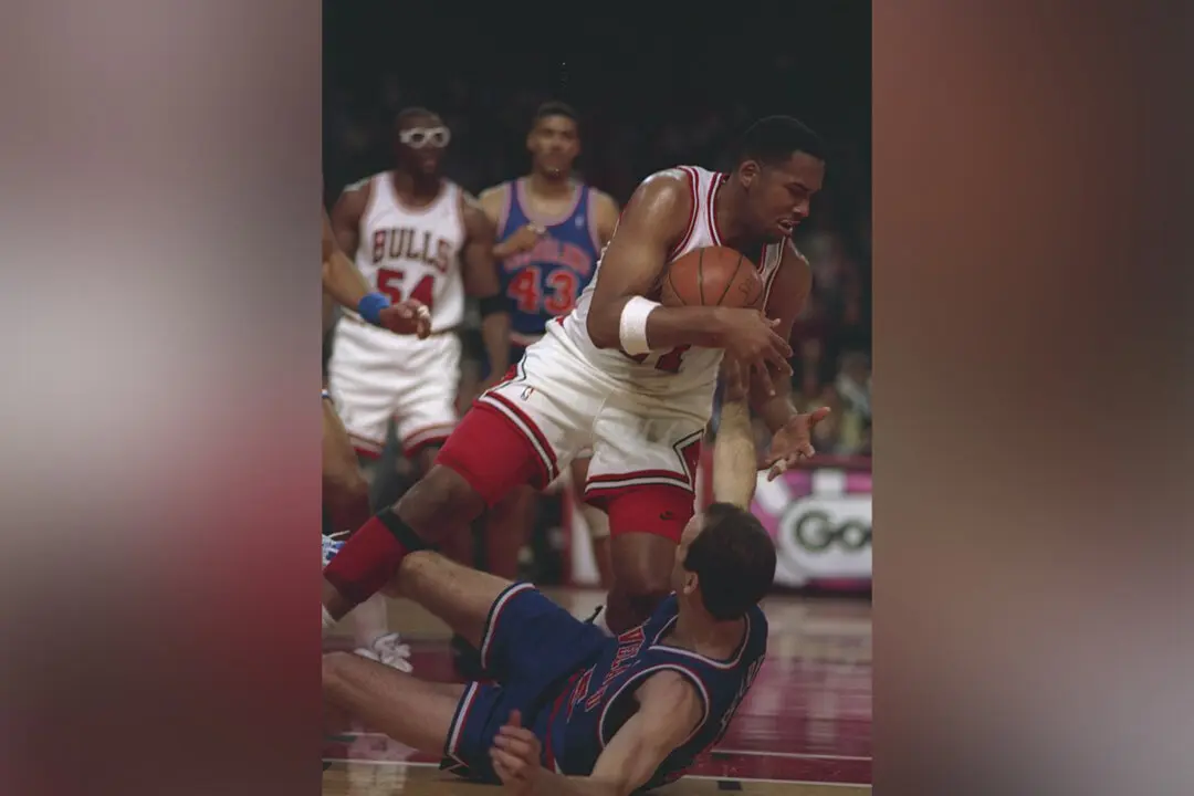 3-Time NBA Champ and Longtime Bulls Broadcaster Stacey King Dies at 59