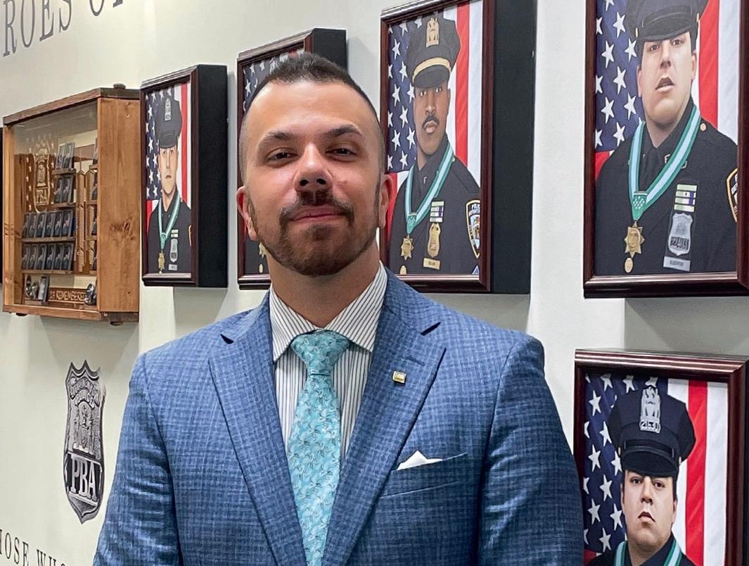 Philly Police Officer and Artist Honors Fallen Heroes With Custom Portraits