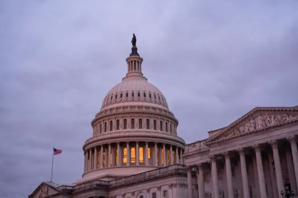 REPLAY: Senate GOP, Democratic Leaders Hold Weekly Press Conferences