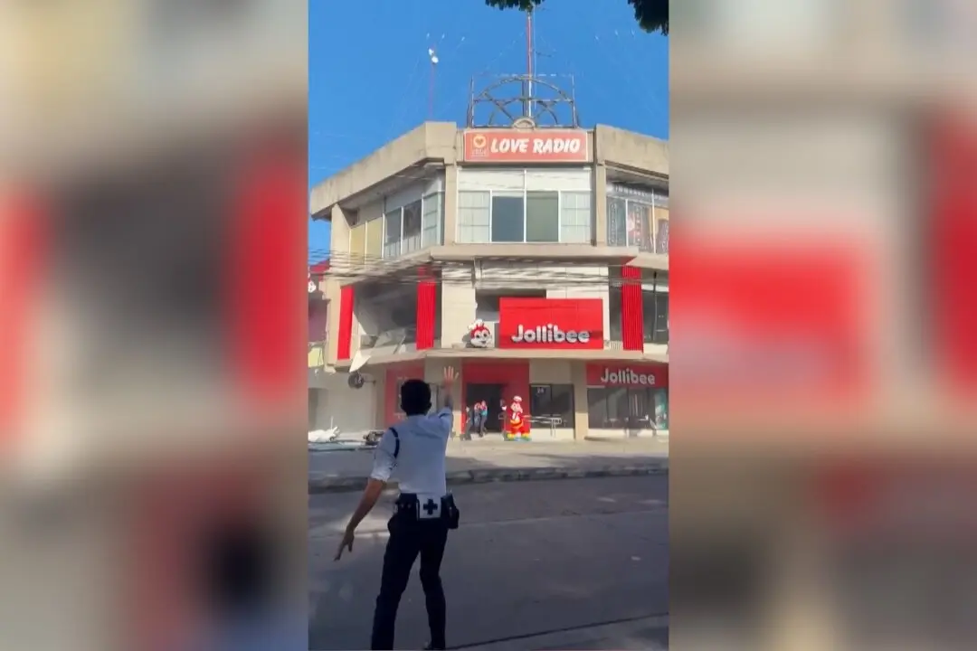 Footage Shows Jollibee Restaurant Collapse in General Santos as Powerful Quake Kills 37