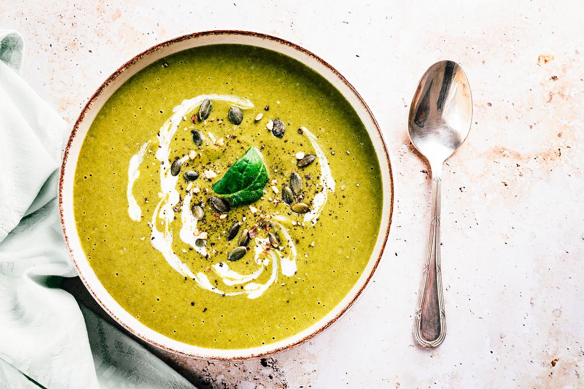 Summertime Parsley and Spinach Detox Soup