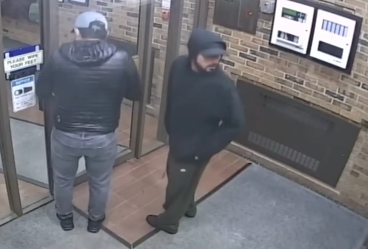Suspects Using Glue-Like Substance to Scout Toronto-Area Homes for Break-In Opportunities: Police