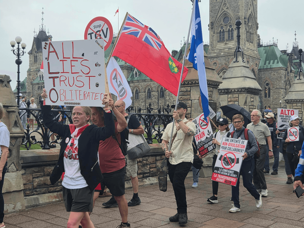 Farmers, MPs Protest Alto High Speed Rail on Parliament Hill