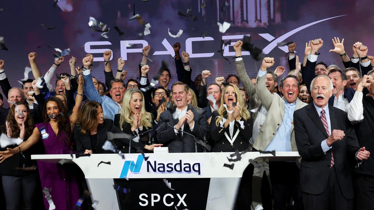 Nasdaq 100 Welcomes SpaceX Only 15 Days After Blockbuster IPO