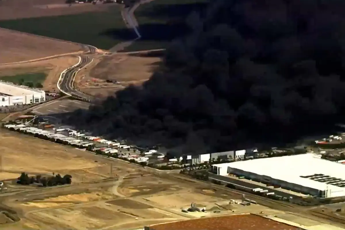 Massive Medical Supplies Warehouse Fire in Northern California Burns Into 2nd Day