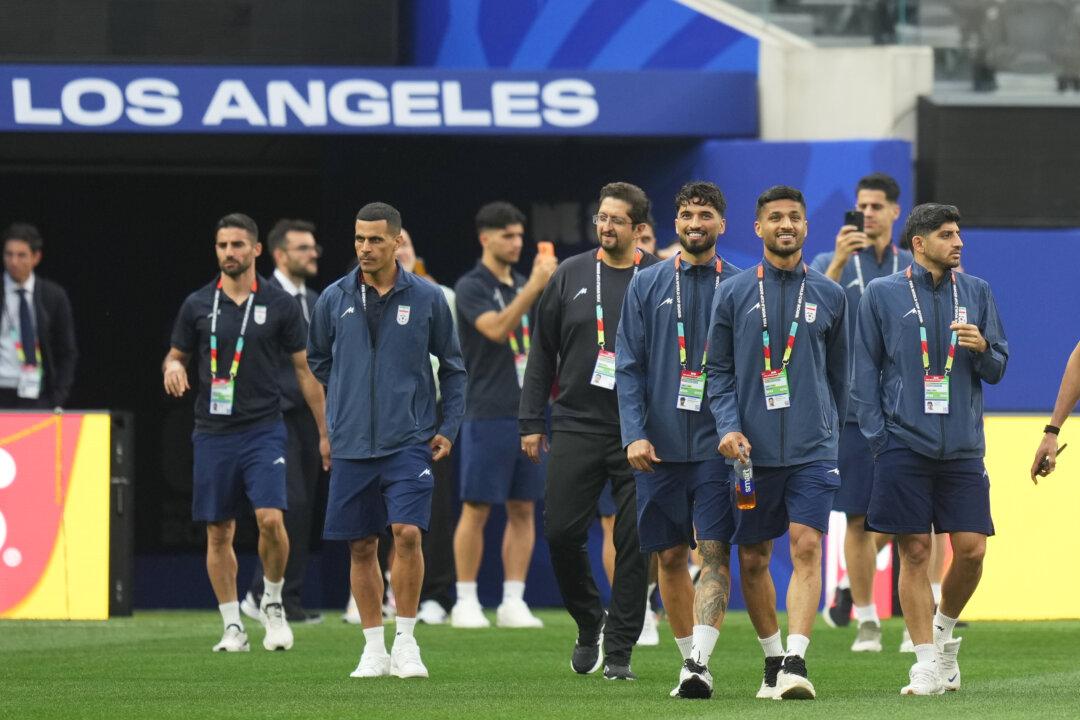 Protests in Los Angeles as Iranian Soccer Team Arrives for 1st World Cup Match