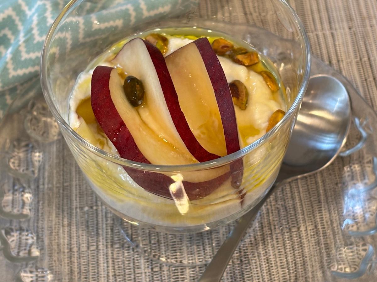 Peaches and Cream, the Perfect No-cook Summer Dessert