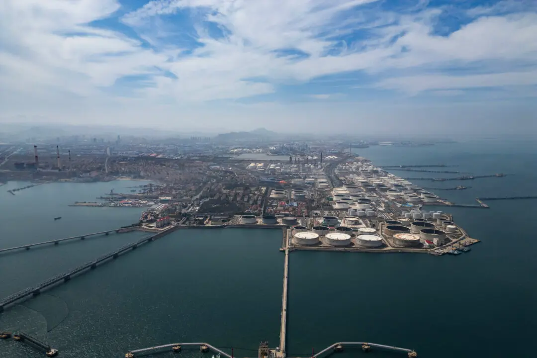 The Blockade of Iran Forced China to Decrease Oil Imports