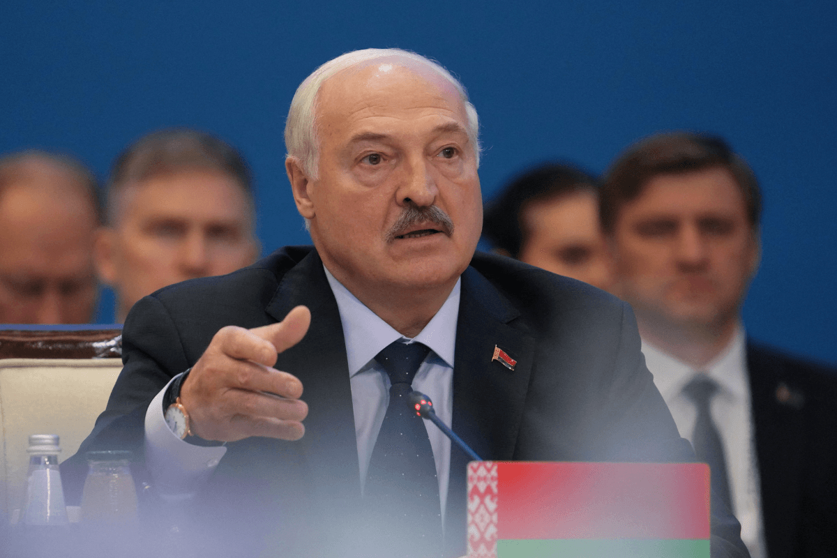 Belarusian President Says Ukraine and Russia Must Both Compromise for Peace