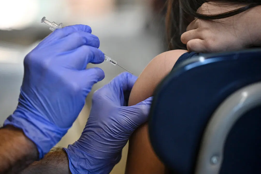 Appeals Court Revives Nurse’s COVID-19 Vaccine Lawsuit