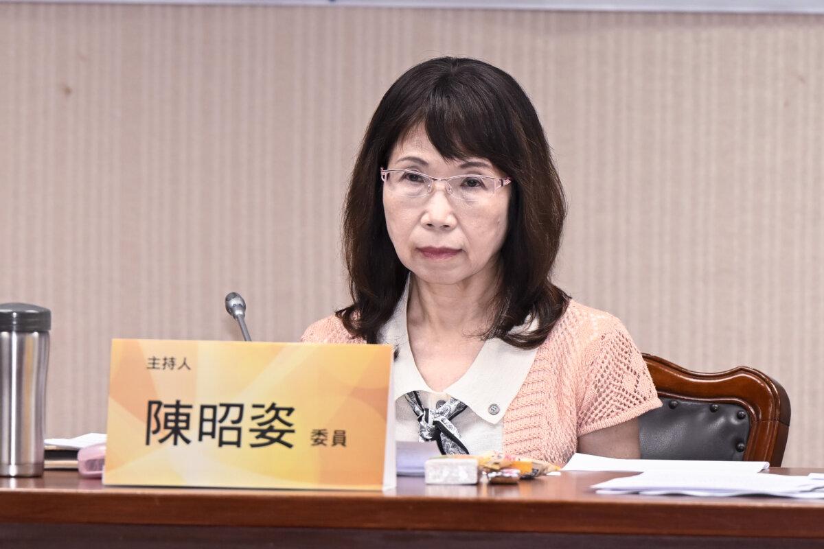 Chen Gau-tzu, a legislator, takes part in a legislative hearing on combating and preventing forced organ harvesting, in Taipei, Taiwan, on June 17, 2026. (Sung Pi-lung/The Epoch Times)