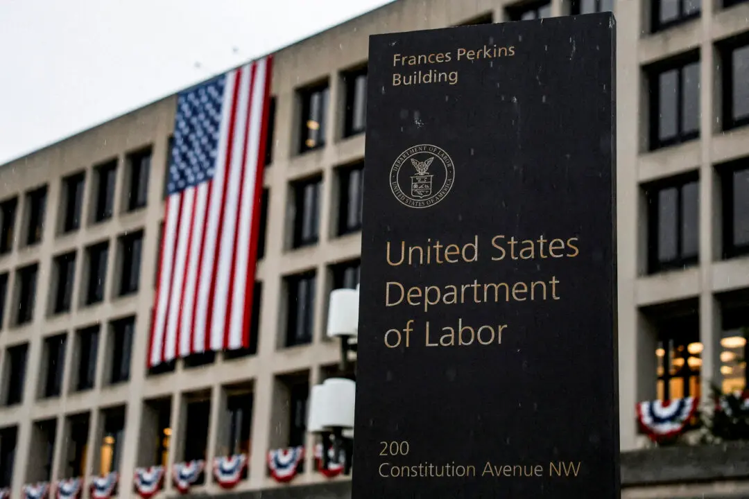 Department of Labor Says It Wants Immediate Action From Governors on Unemployment Fraud