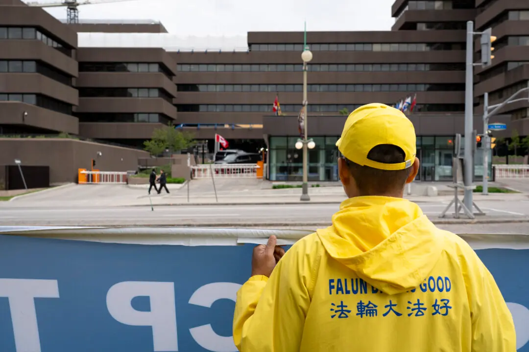 Rights Groups Urge Ottawa to Sanction Chinese Officials Over Falun Gong Persecution
