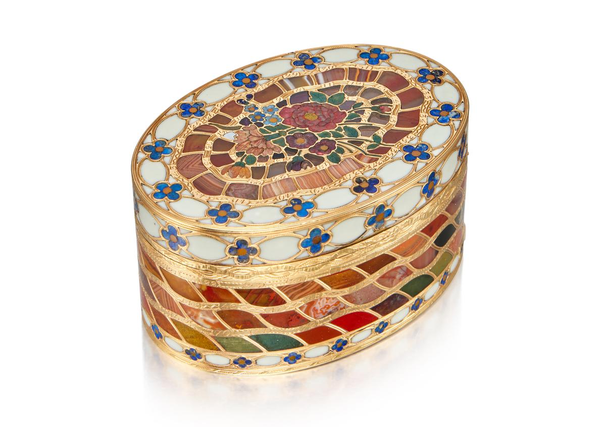 A magnificent and rare gold and hardstone ‘Steinkabinett’ Box, circa 1770, by Christian Gottlieb Stiehl, 2 7/8 inches. (Sotheby's)