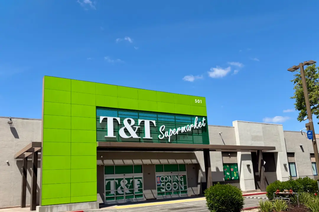 Asian Supermarket Chain T&T Opens First California Location in San Jose