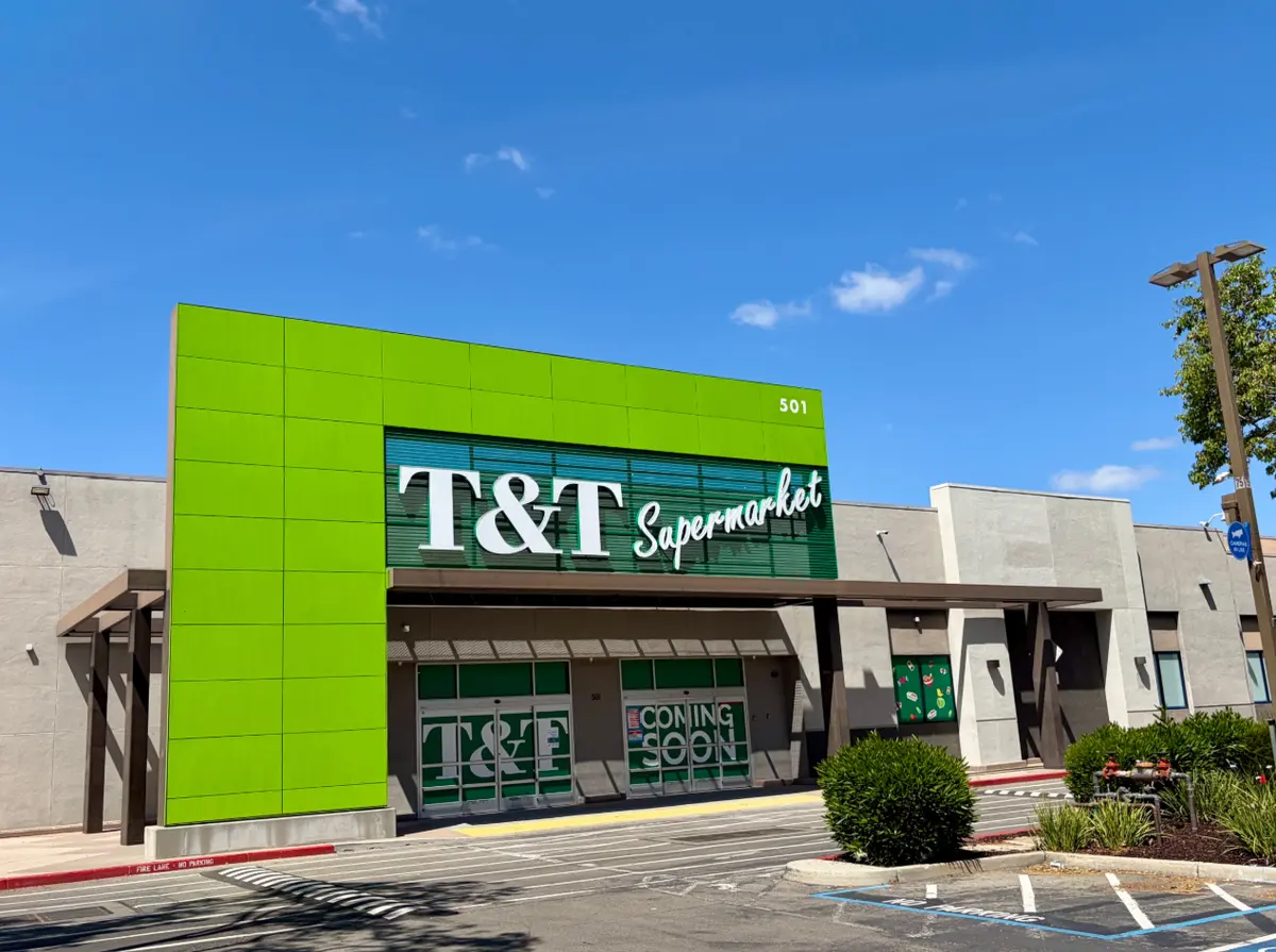 Asian Supermarket Chain T&T Opens First California Location in San Jose