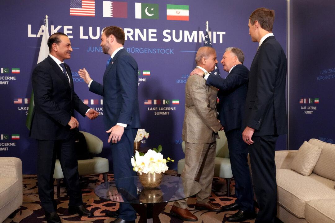 Vance and Iranian Negotiators in Switzerland for Peace Talks