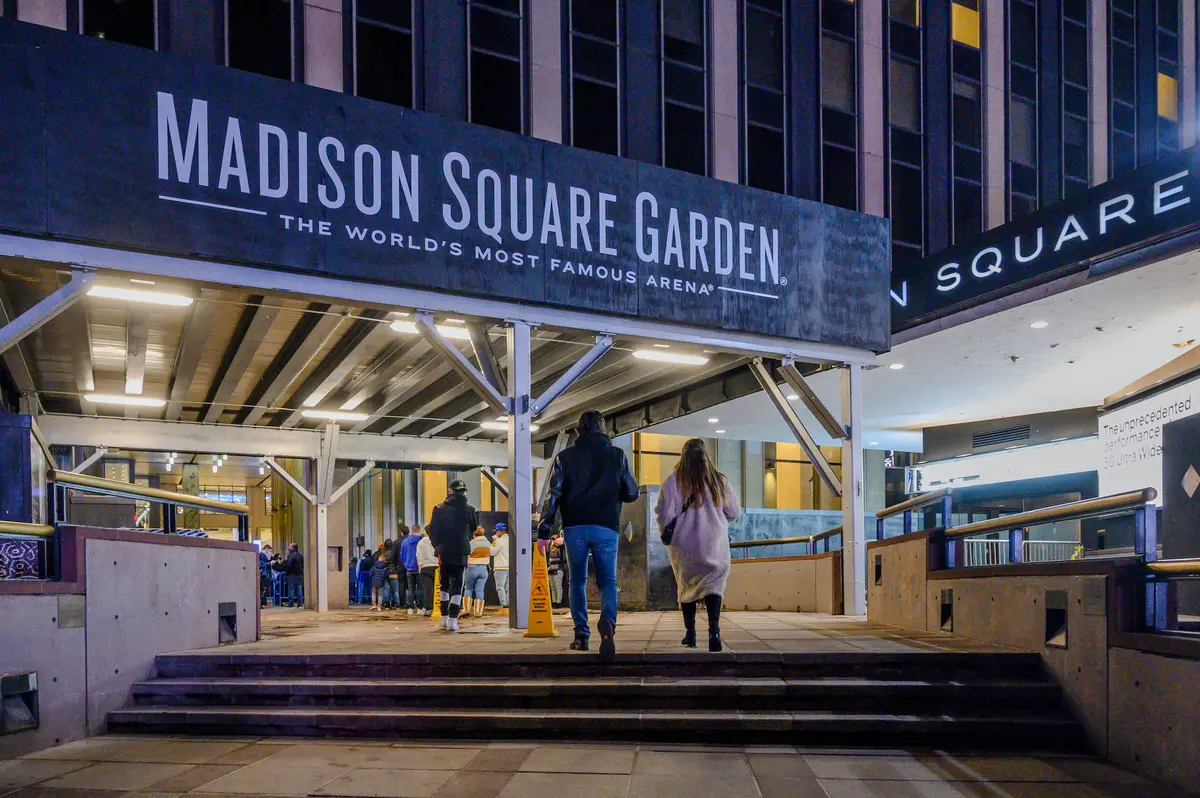 Man Falls to His Death During Rock Concert at Madison Square Garden