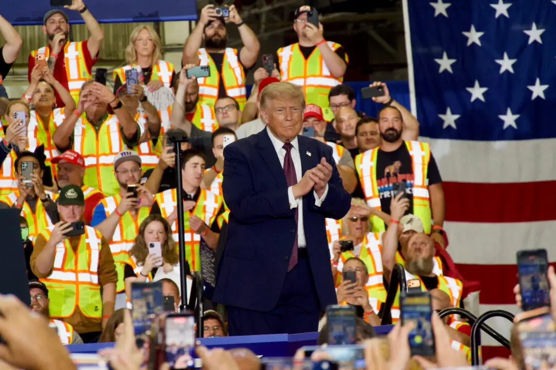 Trump Champions US Manufacturing During Mack Trucks Tour