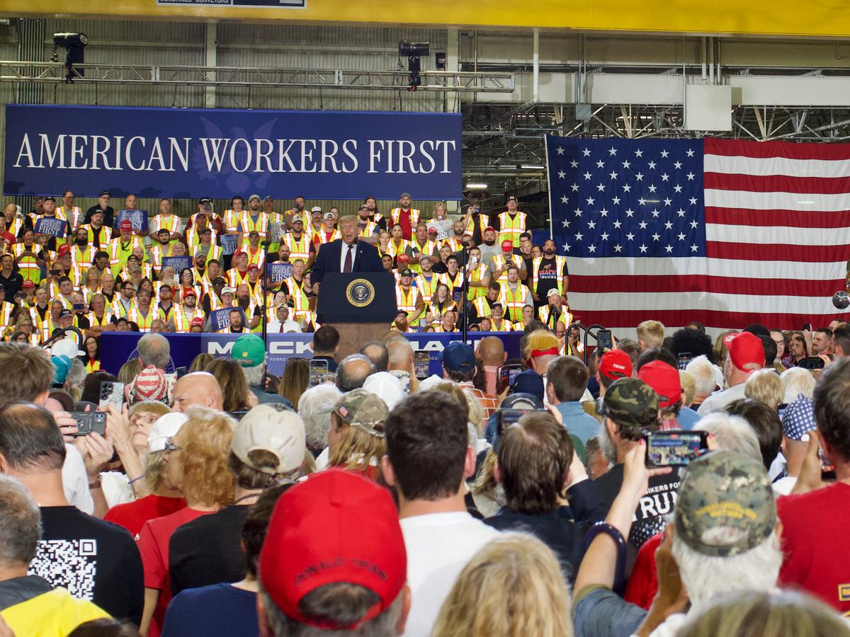 President Donald Trump speaks at Mack Trucks' Lehigh Valley Operations in Macungie, Penn., on June 23, 2026. (Travis Gillmore/The Epoch Times)