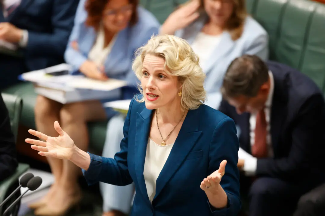 Minister Says Housing Market in ‘Correction’ Amid Weak Activity Post-Tax Overhaul