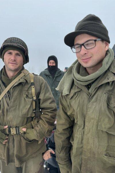 Scott Eastwood (L) and director Rod Lurie on the set of "Lucky Strike." (Roadside Attractions)