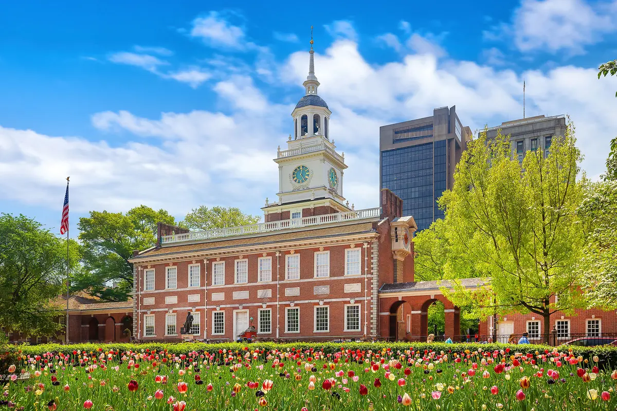 The Founding Fathers signed the declaration at Independence Hall at 520 Chestnut Street in Philadelphia. (f11photo/Shutterstock)