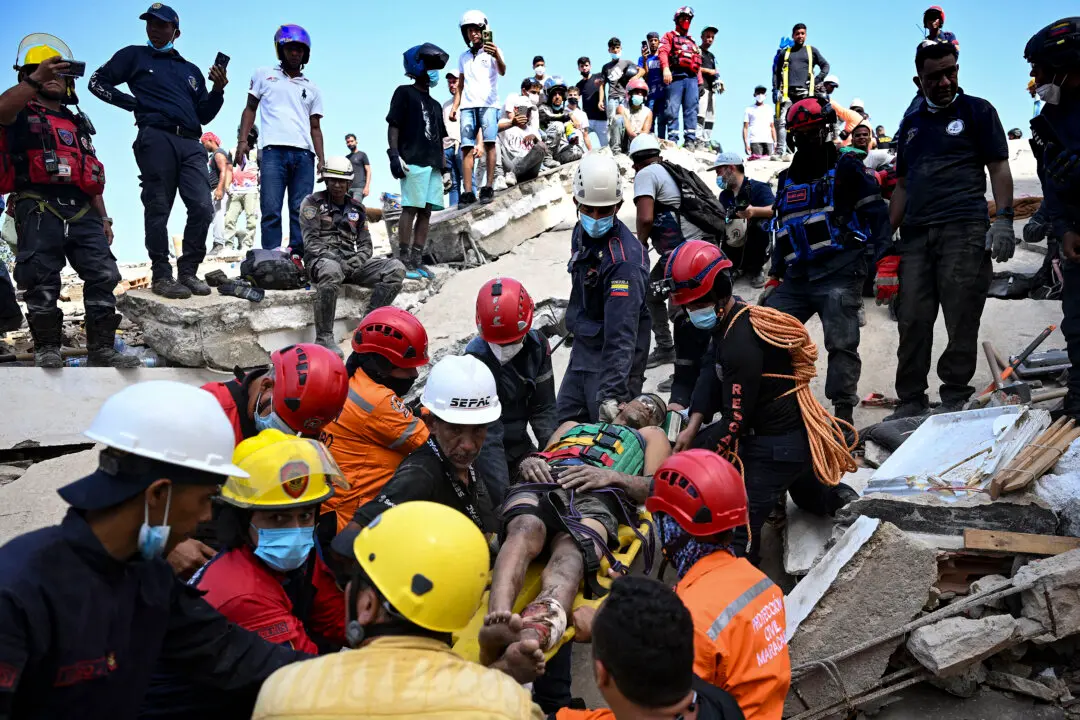 LIVE NOW: Search and Rescue Operations Continue After Deadly Quakes in Venezuela