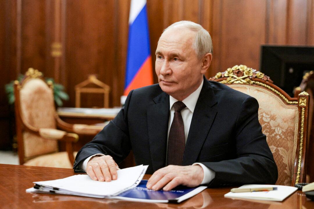 Putin Rejects Kyiv Proposal, Reiterates Aim to Seize 4 Ukrainian Regions