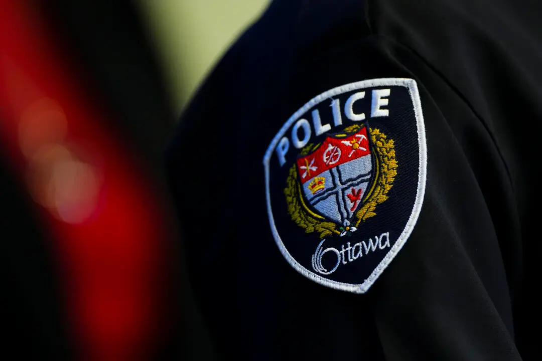 Ottawa Police Investigate Murder-Suicide After 2 Boys Found Dead in Home, Dad in Car