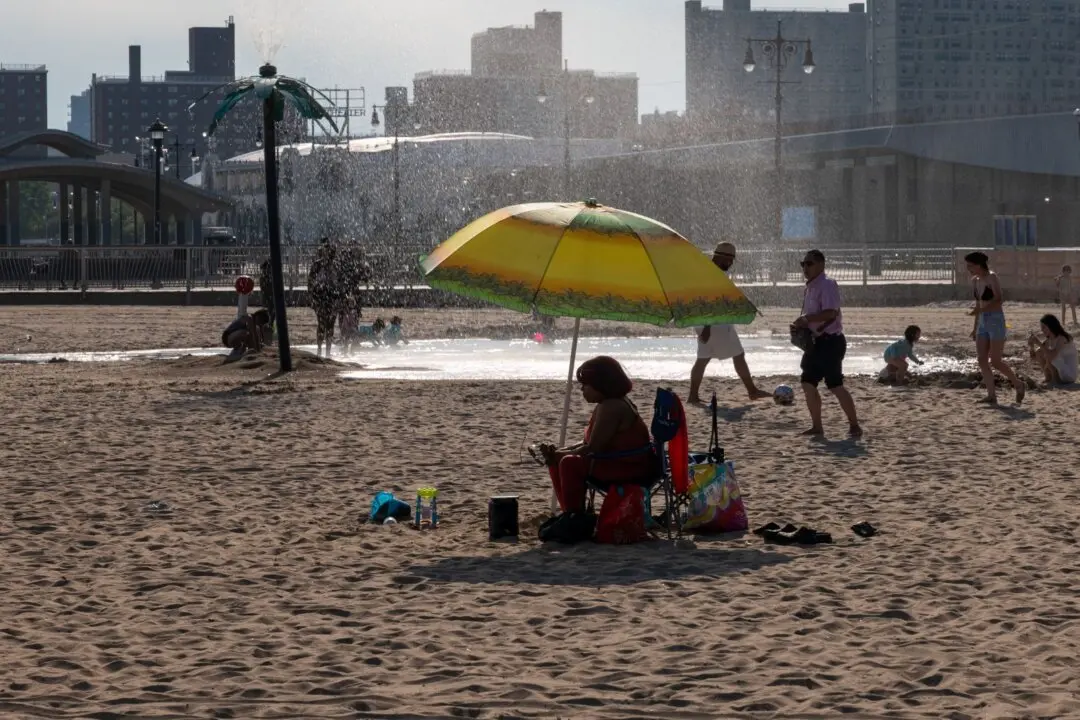 Energy Secretary Issues Emergency Orders to Bolster Mid-Atlantic Power Grid Amid Heat Wave Risks