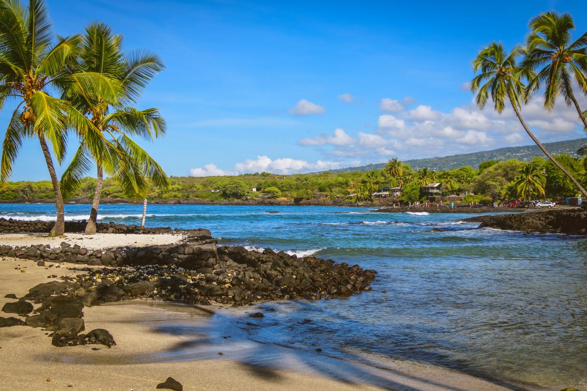 Hawaii Island is the largest island in the Hawaiian chain, yet its relatively small population leaves many natural areas remarkably uncrowded compared with other popular Hawaiian destinations. (Hari Nandakumar/Unsplash)