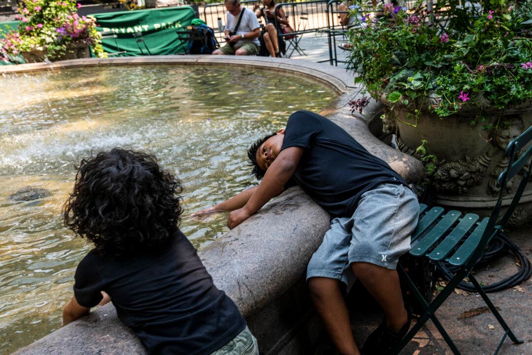 Extreme Heat Warnings in Effect Across NYC, Other Major Cities Ahead of July 4
