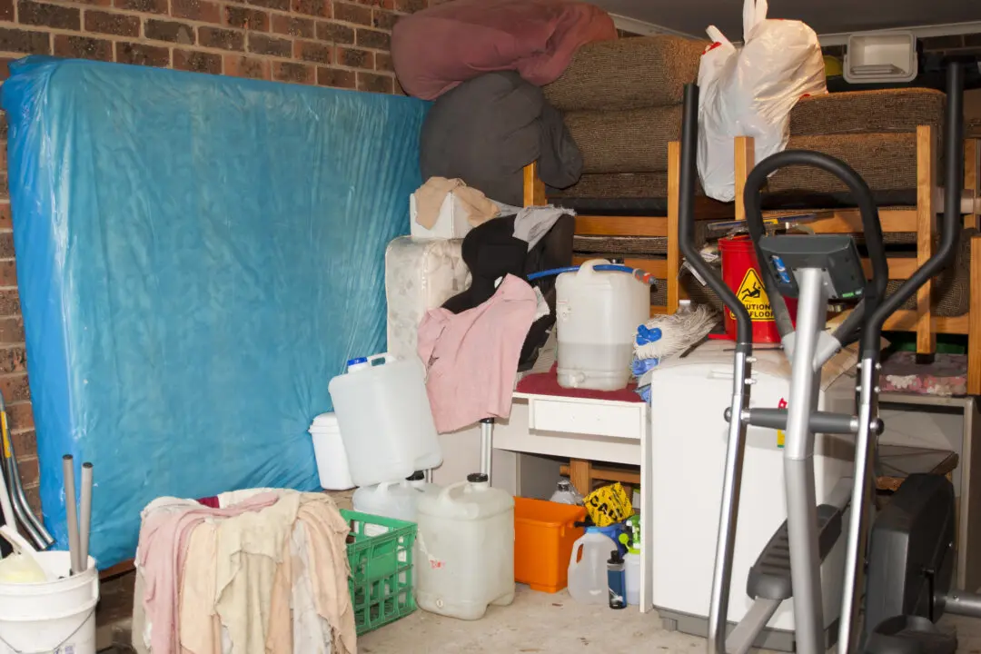 10 Tips to Declutter Your Home