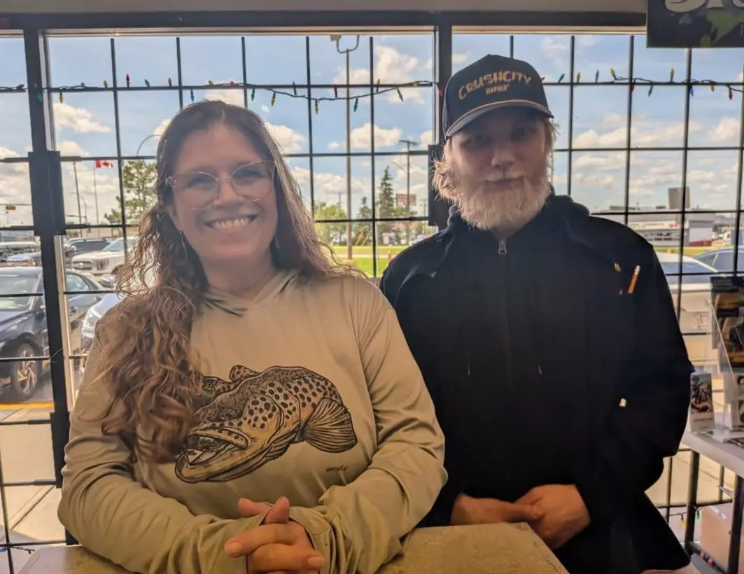 Darcie Conlon (L) and Anthony Britz-Adair of Edmonton both say that separation is not the answer to frustrations. (Paul Rowan Brian/The Epoch Times)