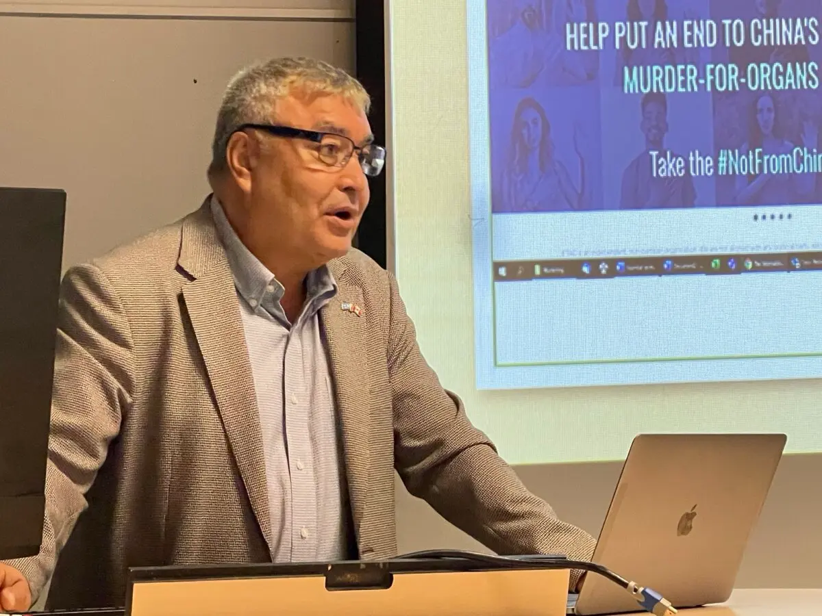 Mehmet Tohti discusses forced organ harvesting of Uyhgurs in China during the International Congress on Law and Mental Health in Montreal on July 1, 2026. (Noé Chartier/The Epoch Times)